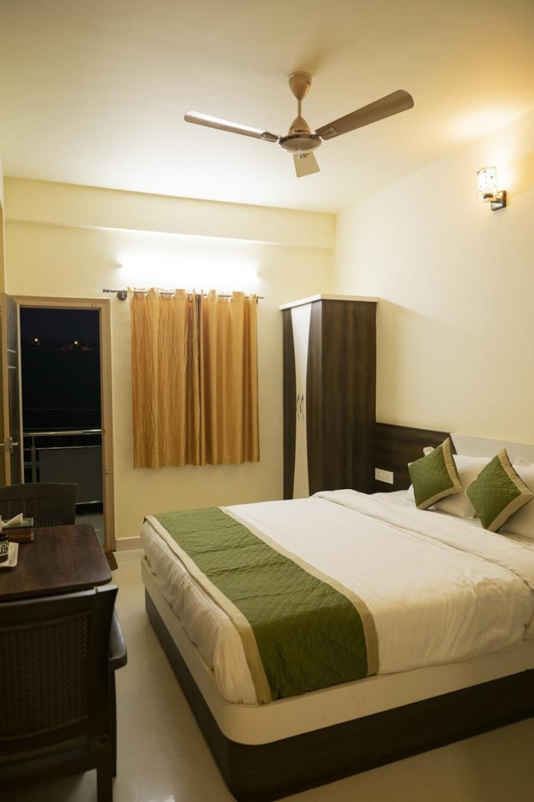 Joldal Residency Hotel Chikmagalur Luaran gambar